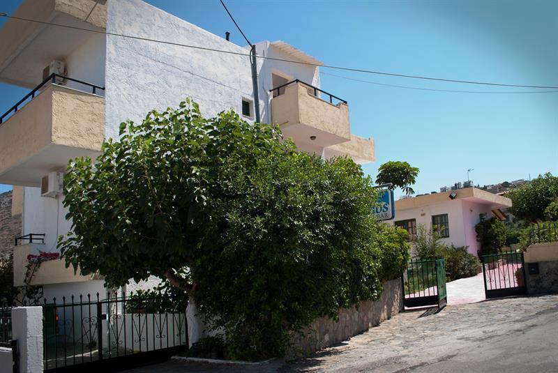 הרסוניסוס Prinos Apartments מראה חיצוני תמונה